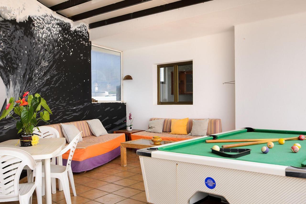 Famara Beach House Exterior photo